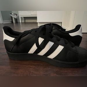 Adidas superstar